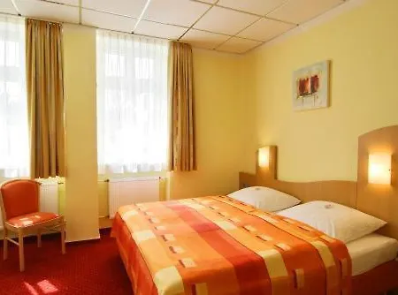 Johanniterhotel 3*